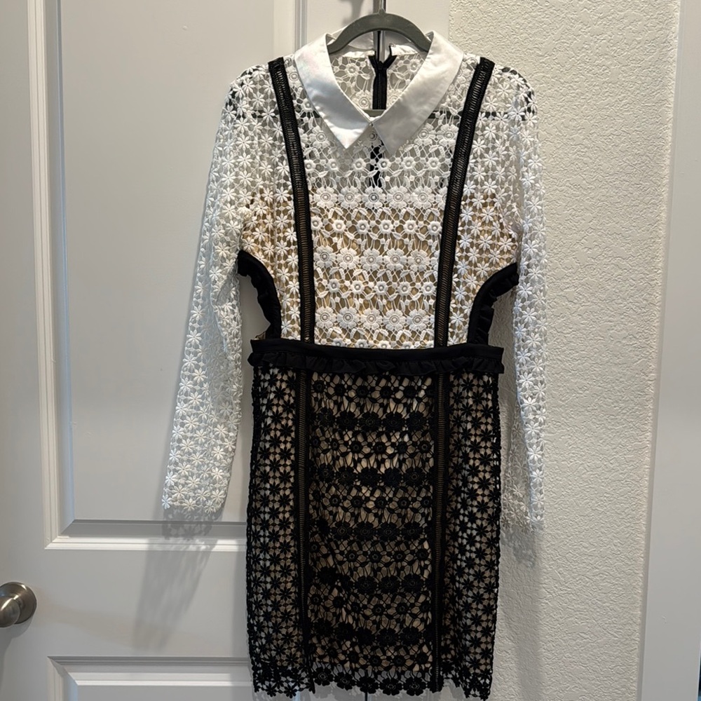 Elegant Floral Lace Dress with White Collar